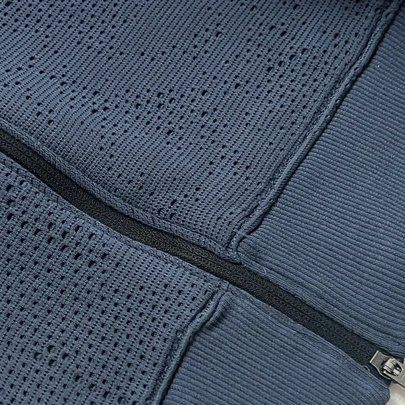 NIKE Therma-FIT ADV A.P.S. Hooded Versatile Top - Picture 6 of 11